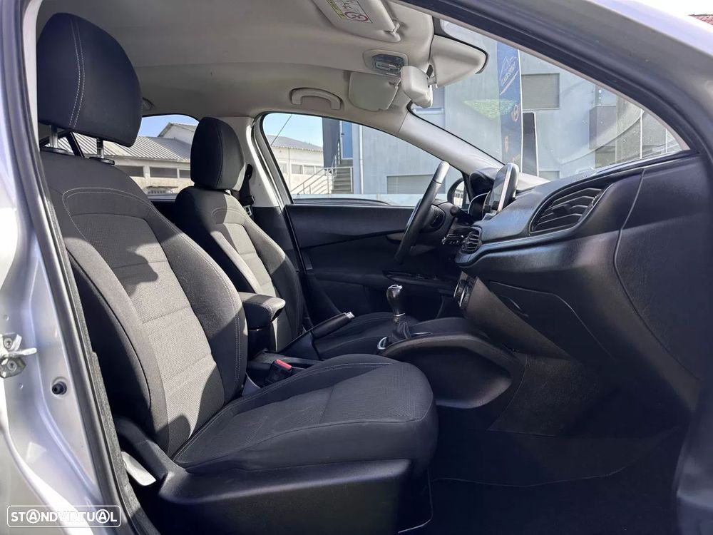 Fiat Tipo 1.3 M-Jet Lounge Tech - 41