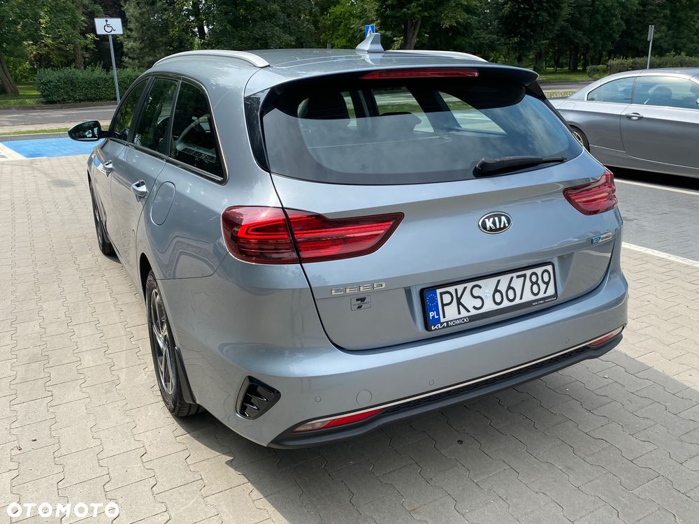 Kia Ceed 1.6 CRDi mHEV L - 6