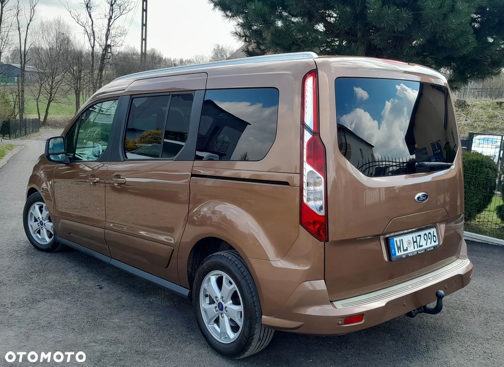 Ford Tourneo Connect Grand - 18