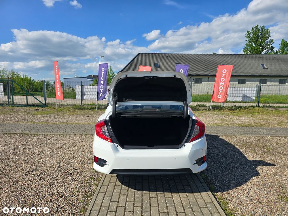 Honda Civic 1.5 T Elegance CVT - 11