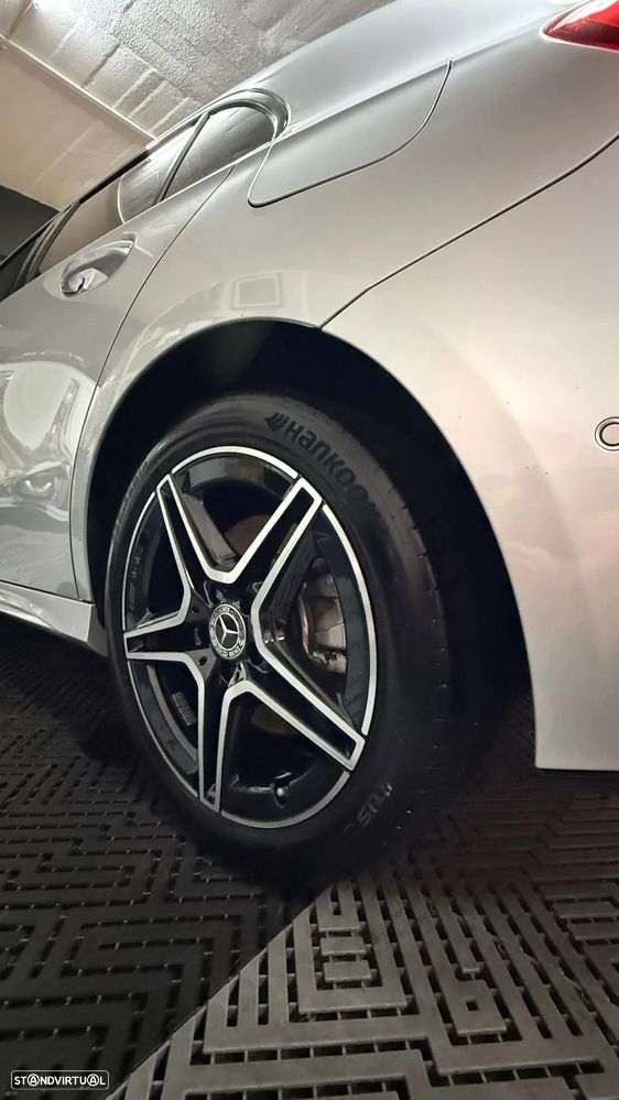 Mercedes-Benz A 250 e 8G-DCT AMG Line - 6