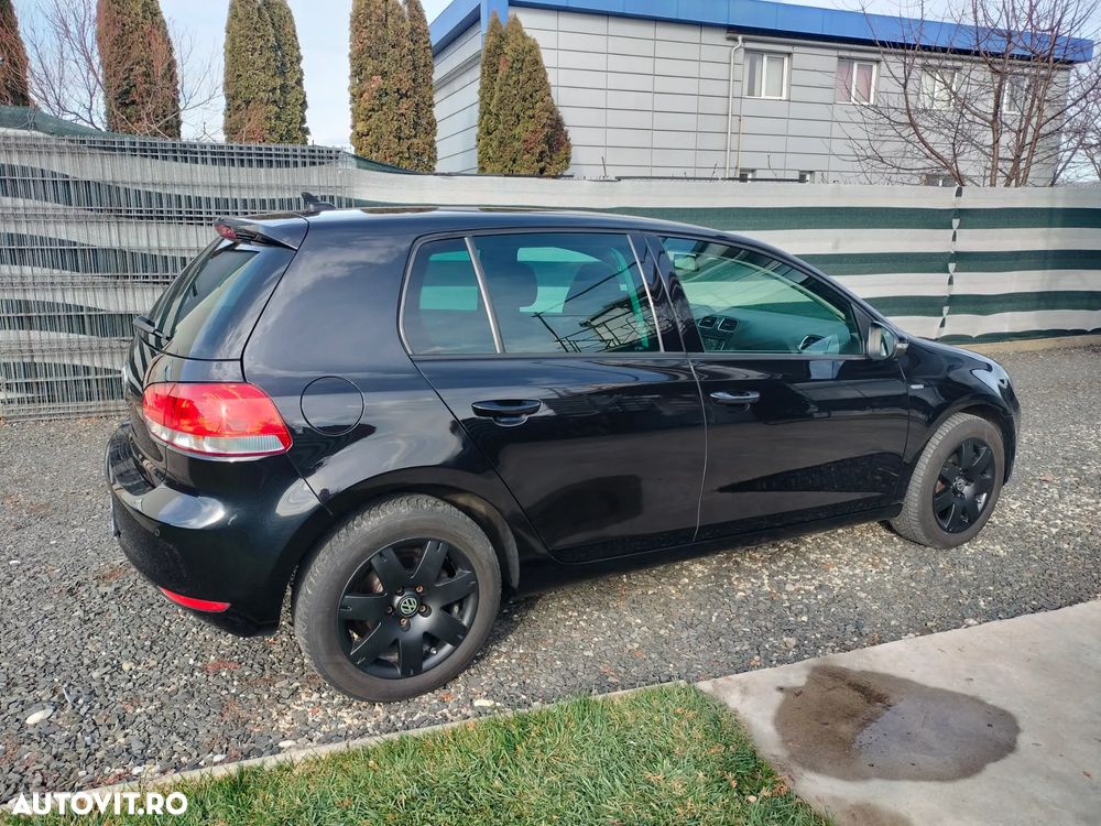 Volkswagen Golf 1.6 TDI DPF Style - 24