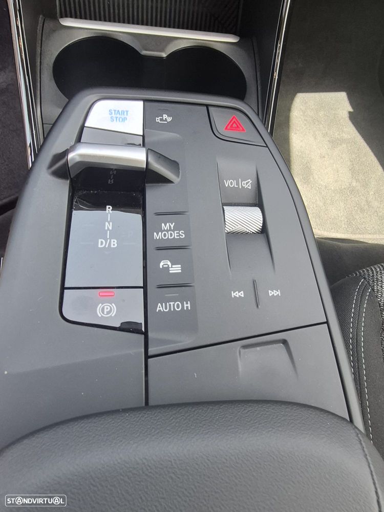 BMW iX1 xDrive30 - 14