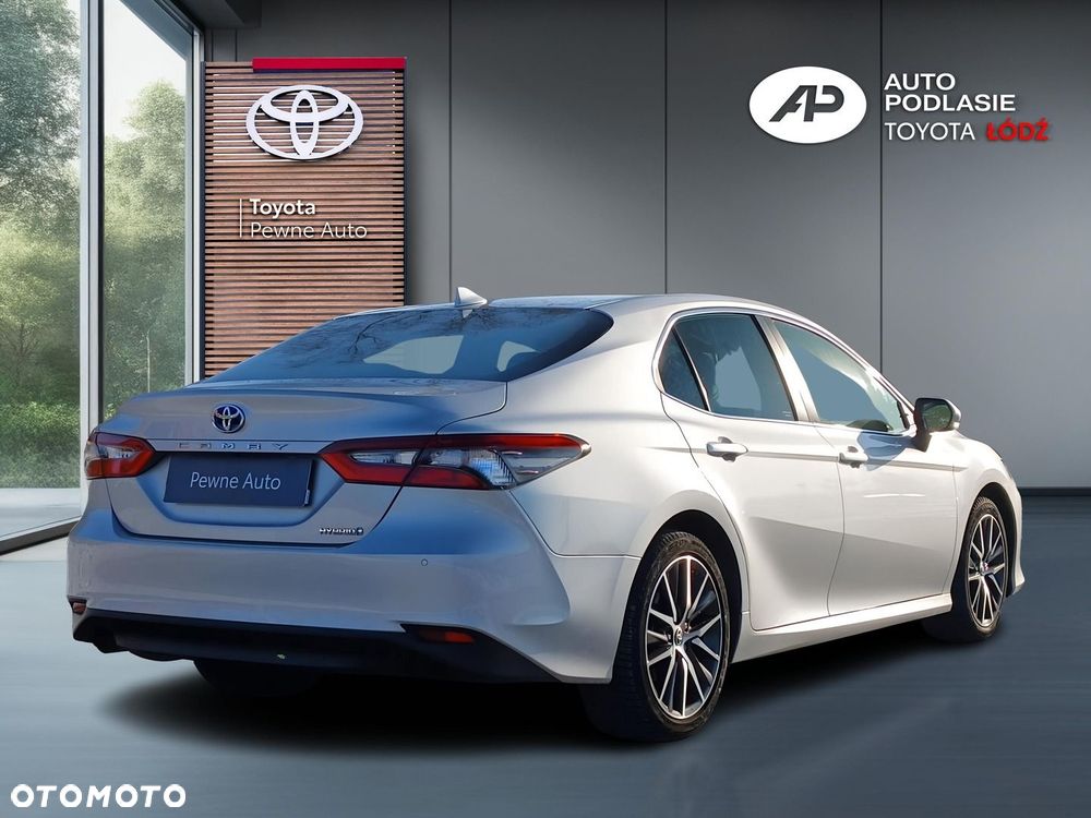 Toyota Camry 2.5 Hybrid Prestige CVT - 8