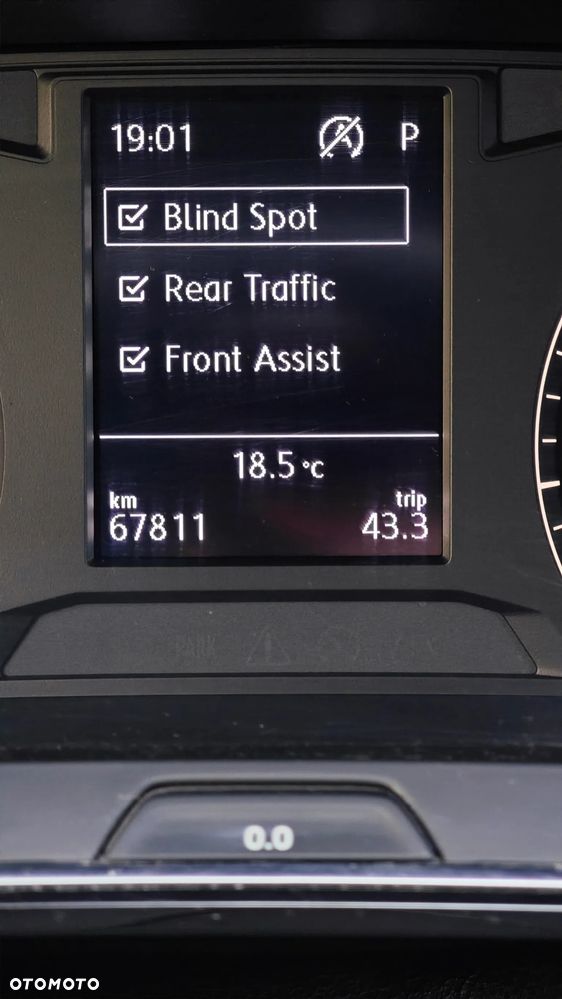 Volkswagen Jetta - 14