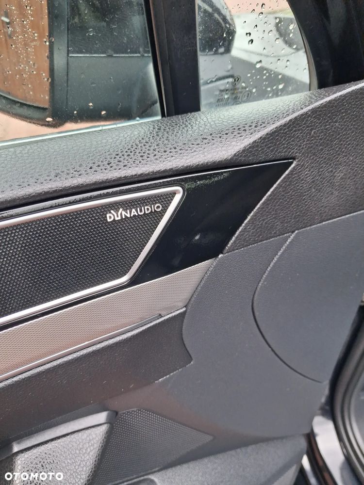 Volkswagen Passat - 15