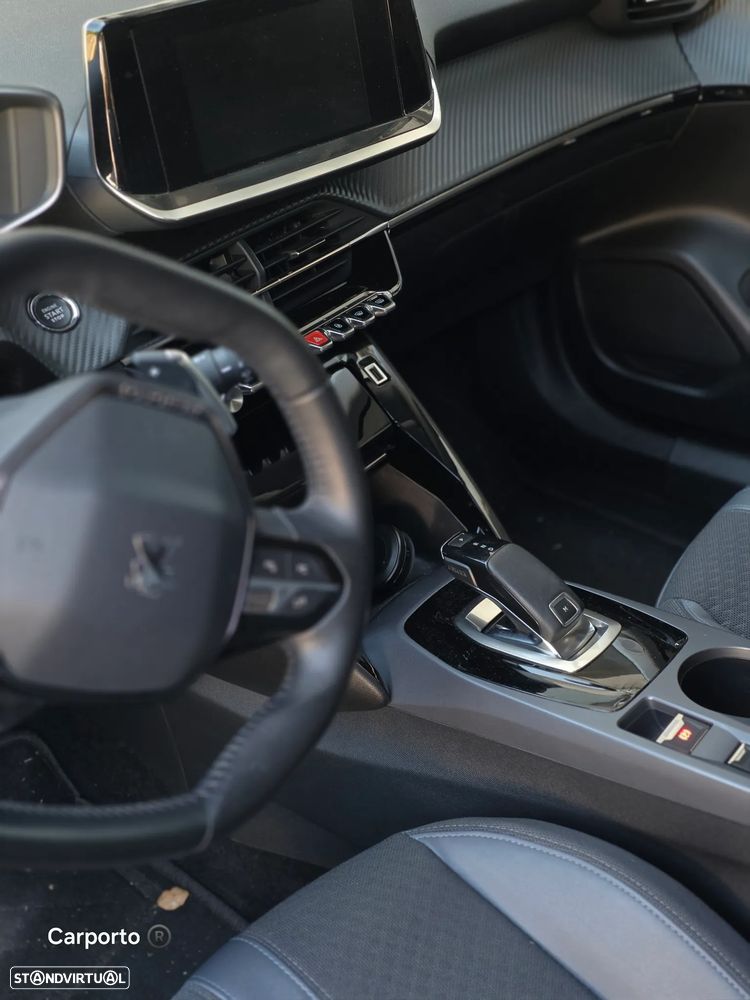 Peugeot 2008 1.5 BlueHDi Allure Pack EAT8 - 2