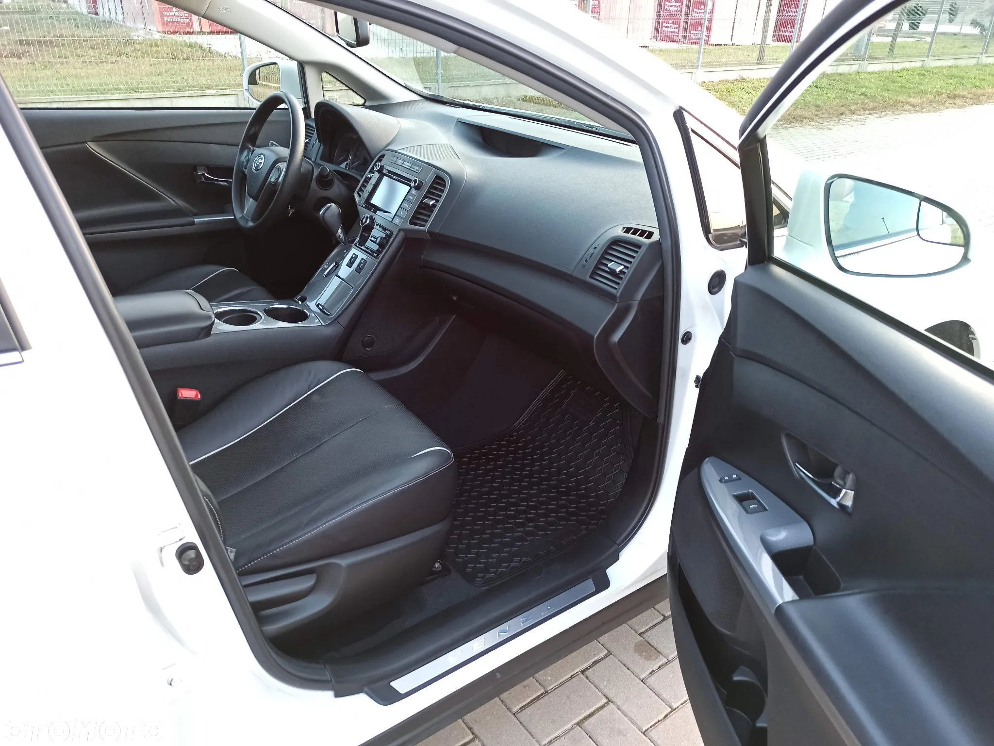 Toyota Venza 3.5 V6 AWD - 22