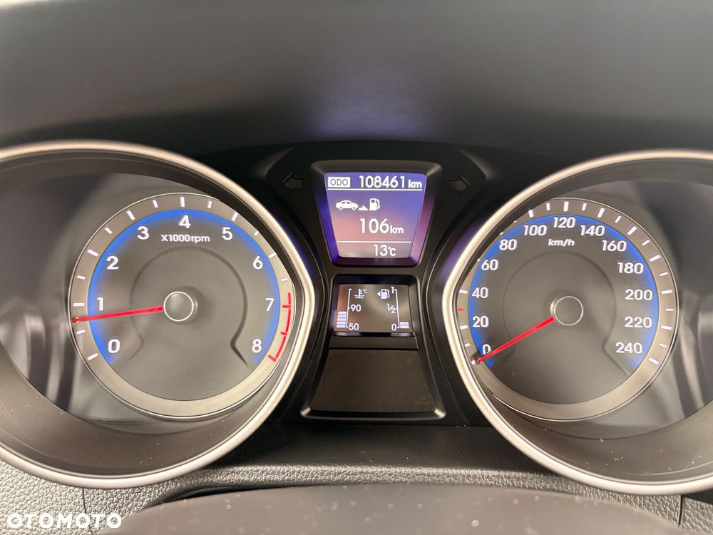 Hyundai i30 blue 1.4 Classic - 29