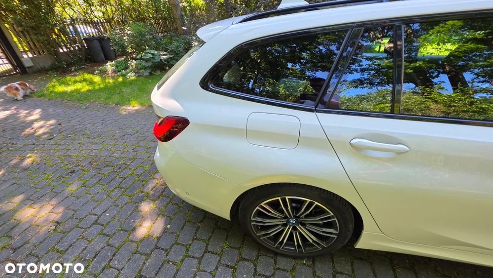 BMW Seria 3 320e M Sport sport - 8