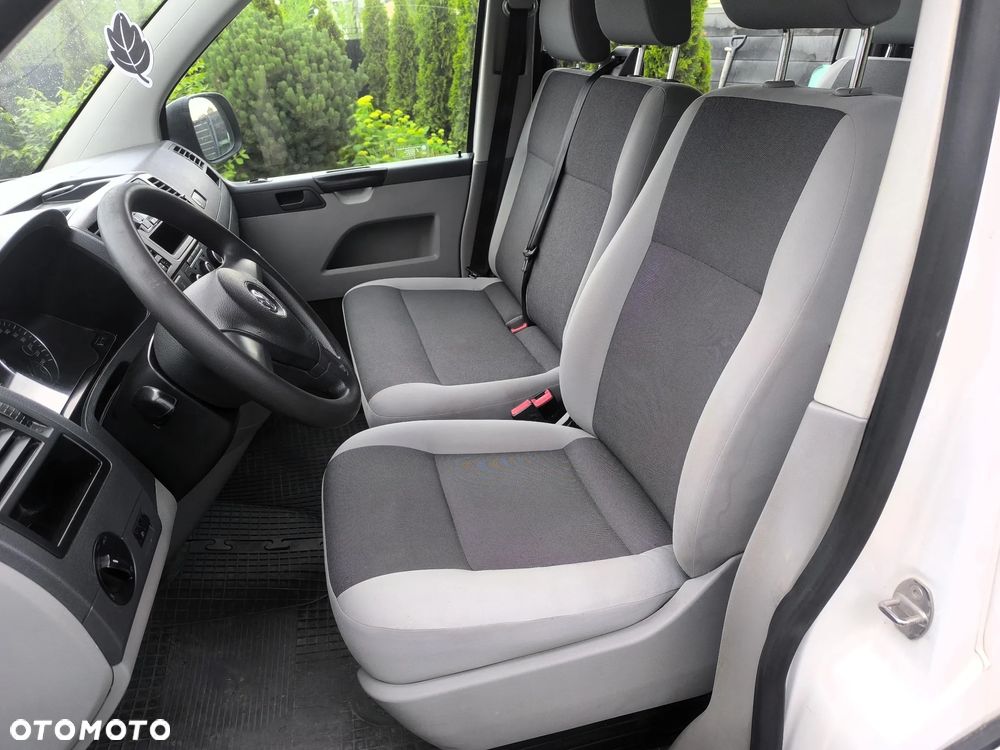 Volkswagen Transporter - 9