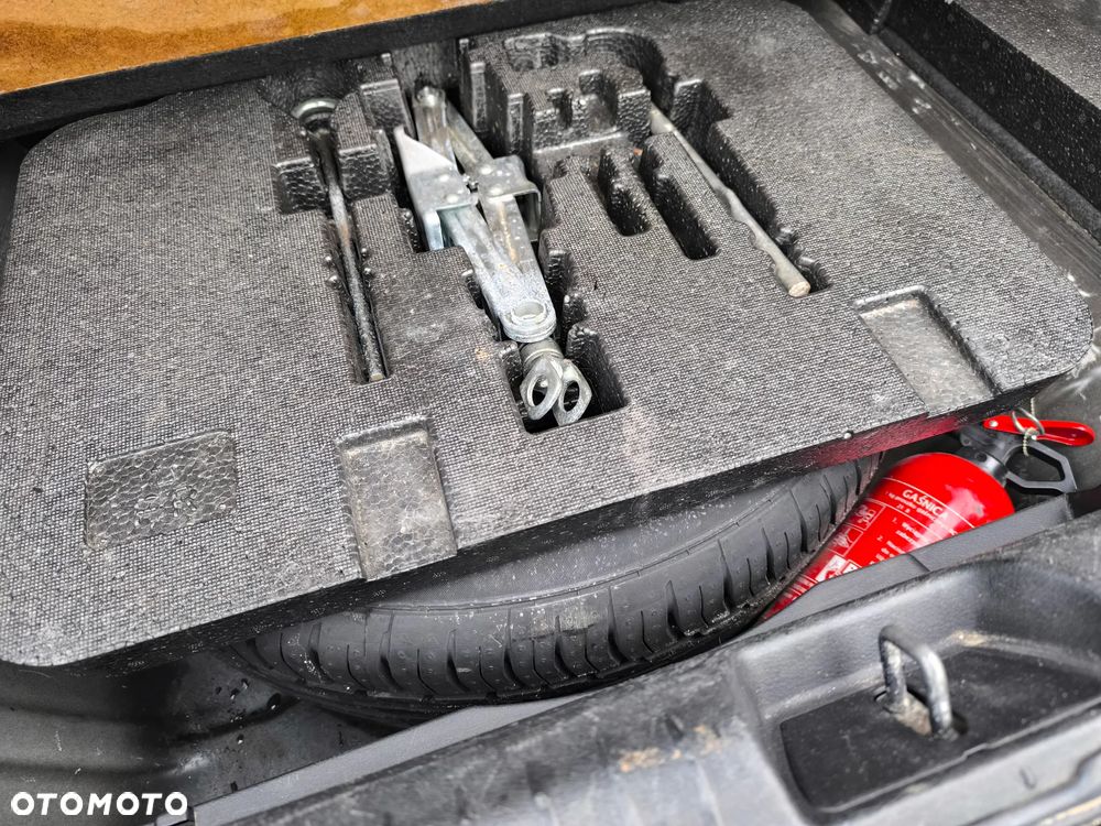 Honda Civic 1.8 Comfort - 32