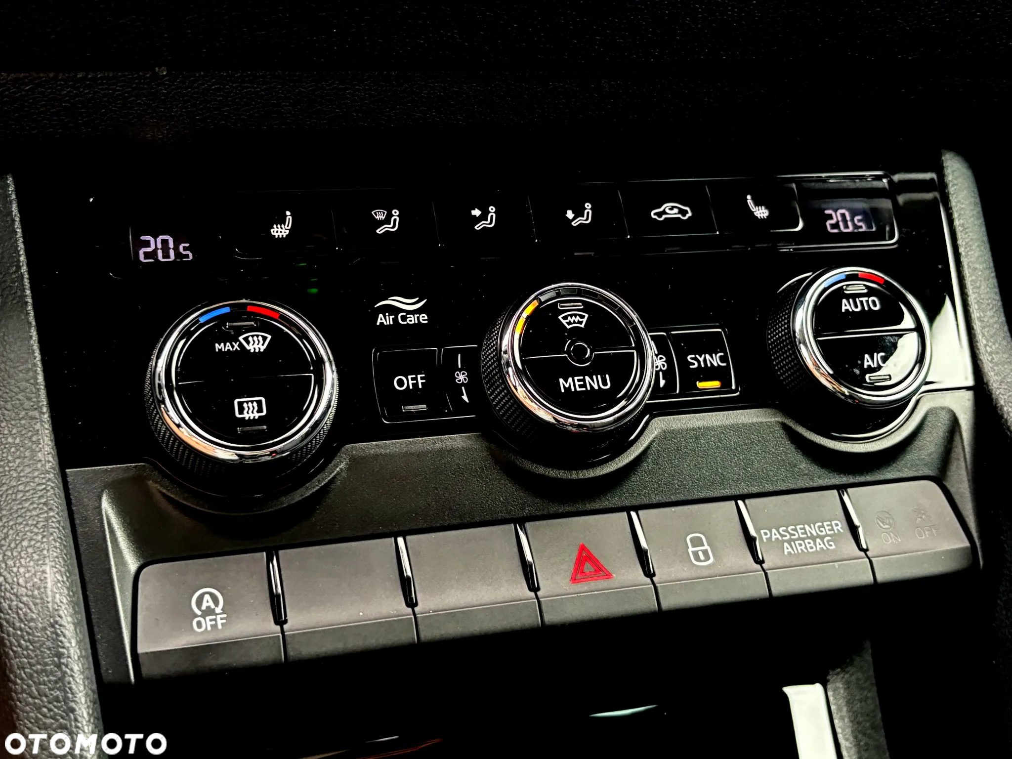 Skoda Karoq 1.5 TSI Ambition - 29