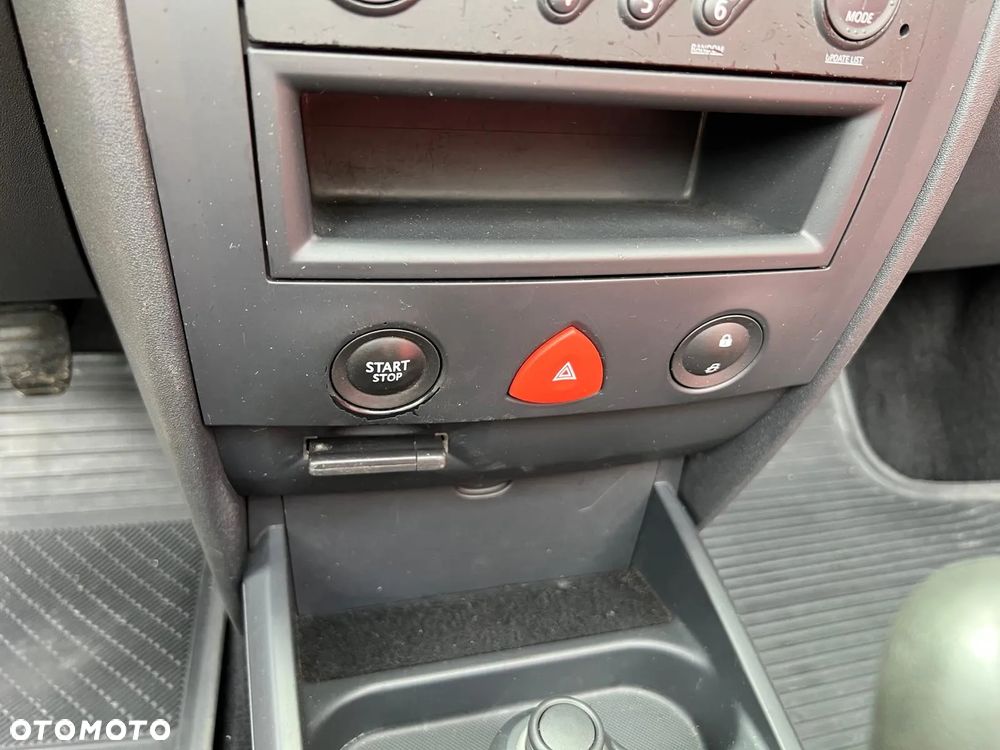 Renault Megane 1.6 Authentique - 26