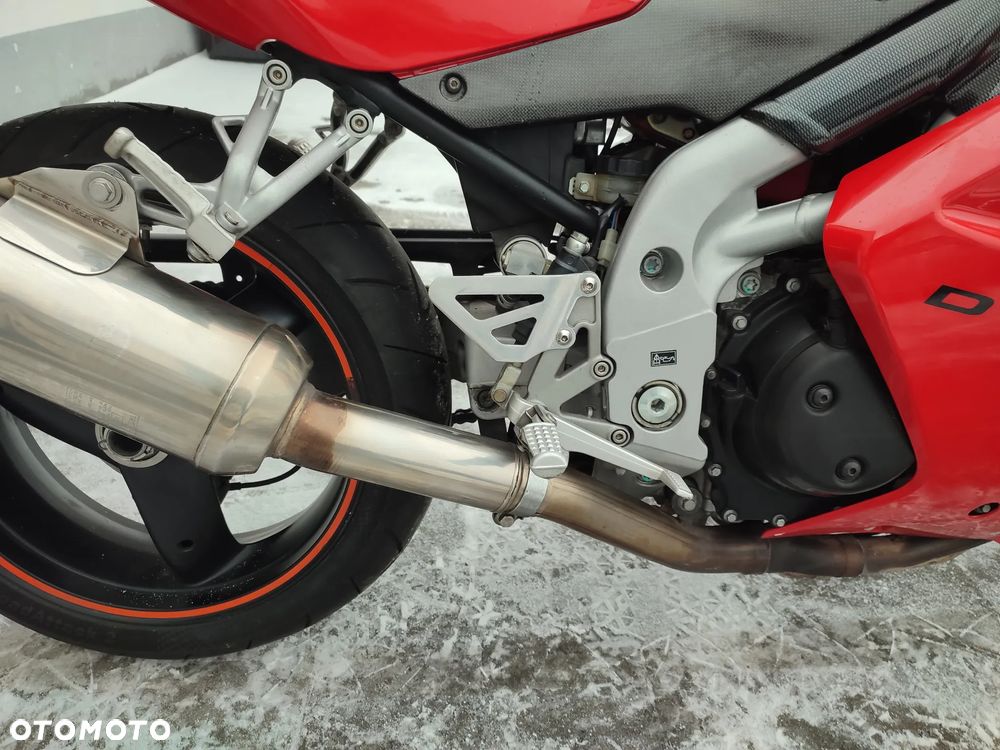 Triumph Daytona - 23