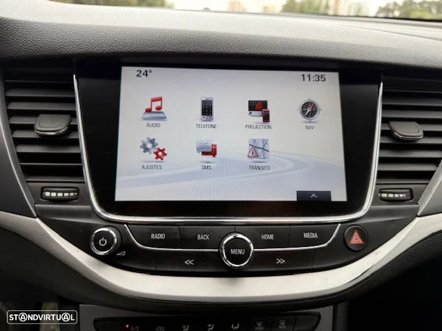 Opel Astra Caravan - 16
