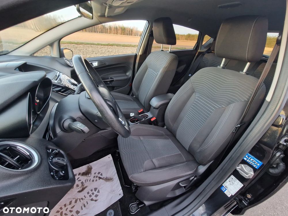 Ford Fiesta 1.0 EcoBoost Titanium - 9