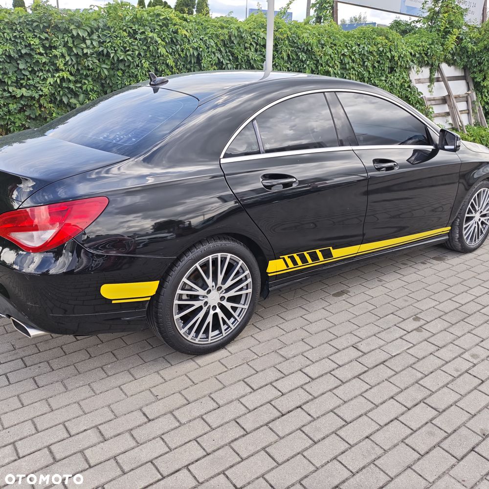 Mercedes-Benz CLA 250 7G-DCT Sport - 8