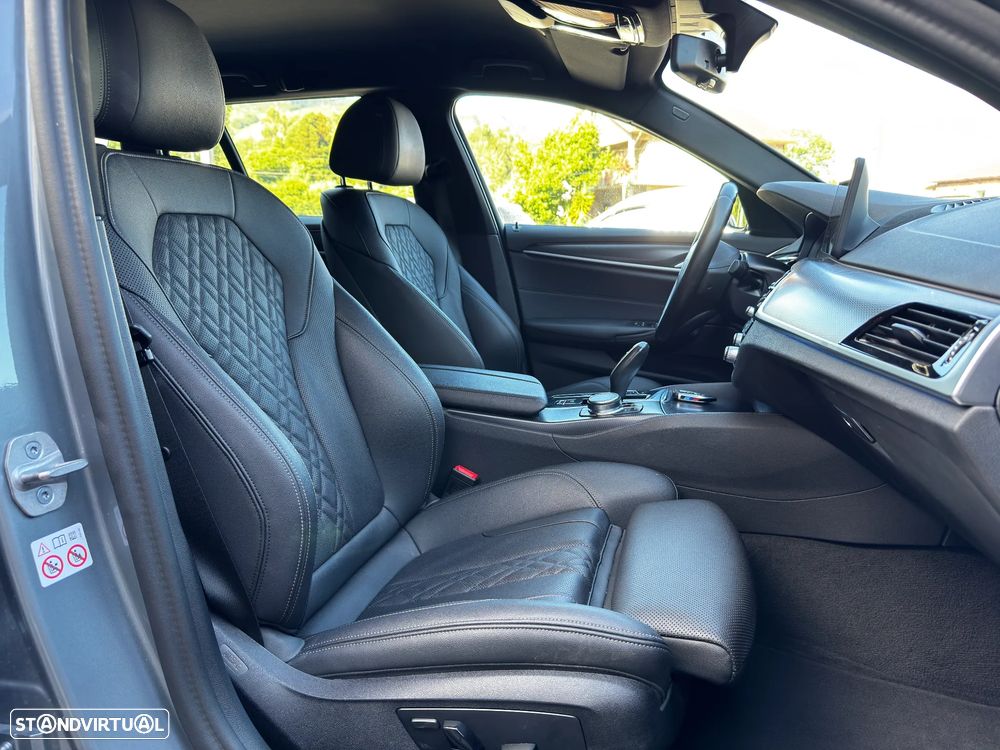 BMW 530 e Pack M - 30
