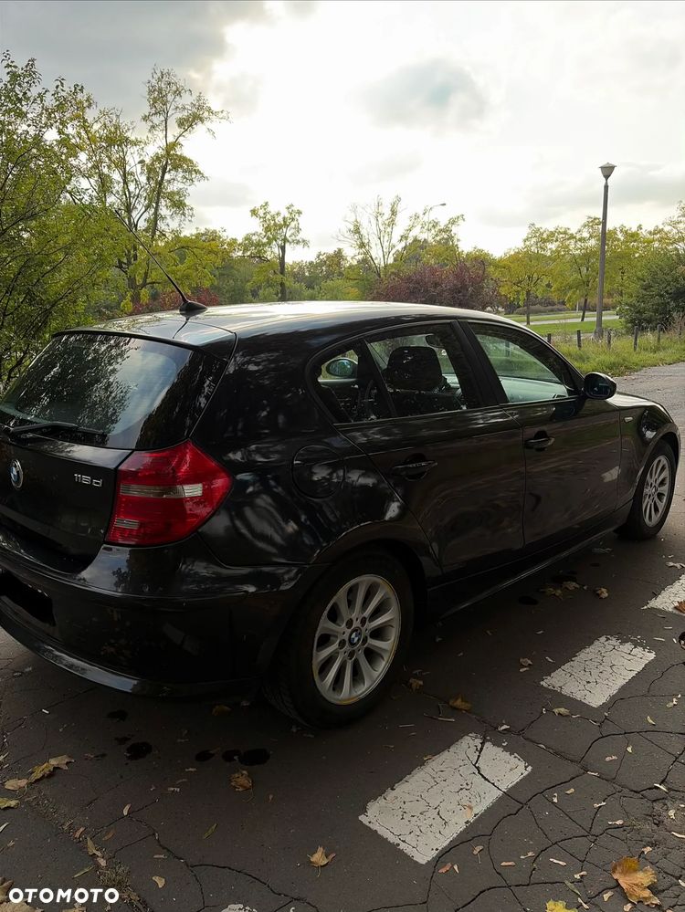 BMW Seria 1 118d - 16