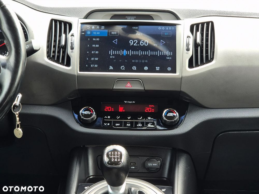 Kia Sportage 2.0 CRDI AWD Fifa World Cup Edition - 28