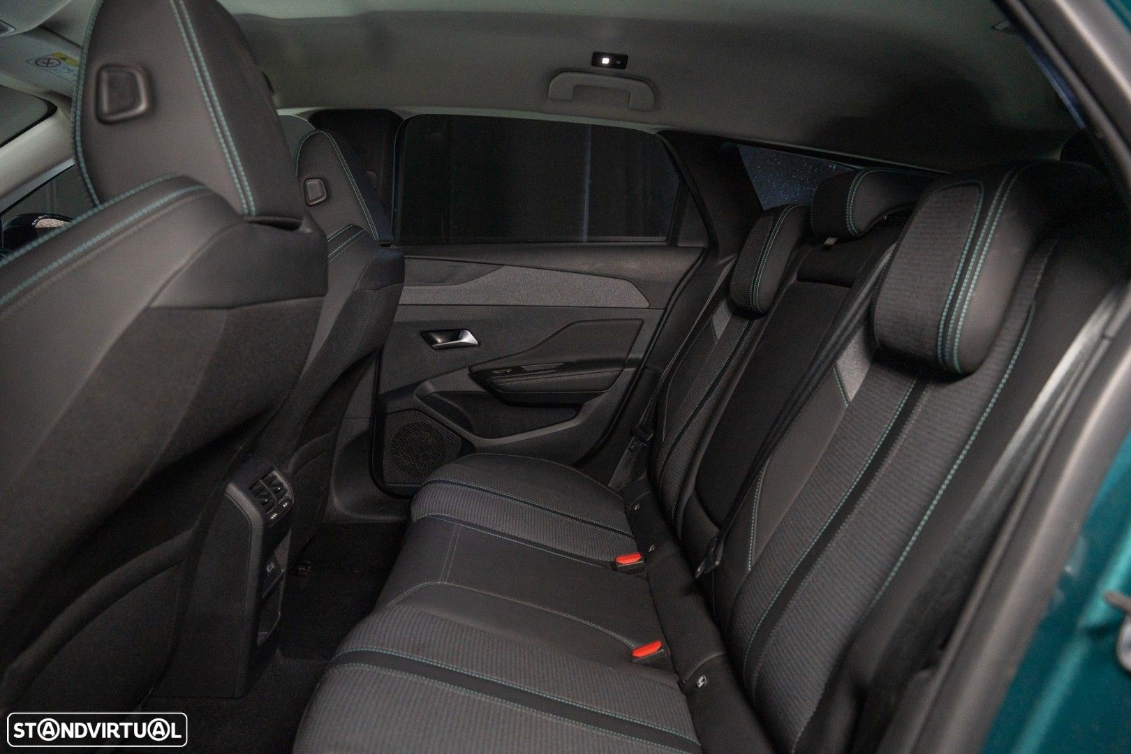 Peugeot 308 SW 1.2 PureTech Allure EAT8 - 12