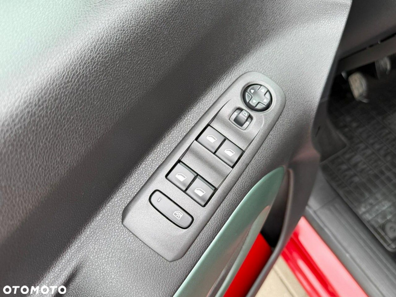 Citroën Berlingo MPV M BlueHDi 130 FEEL - 27