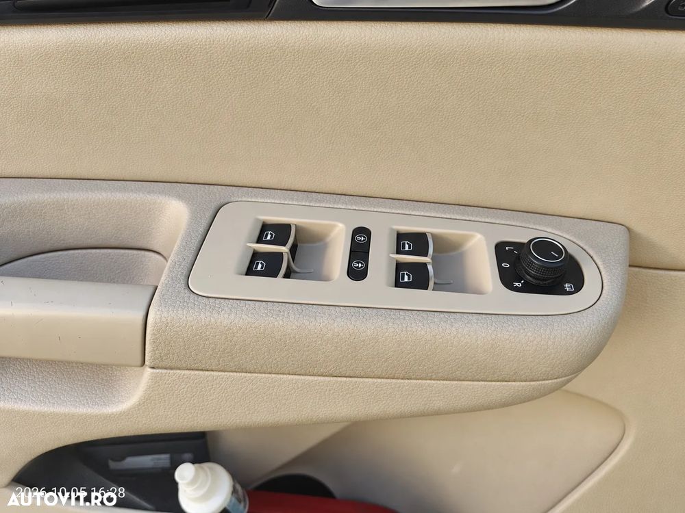 Volkswagen Sharan - 9