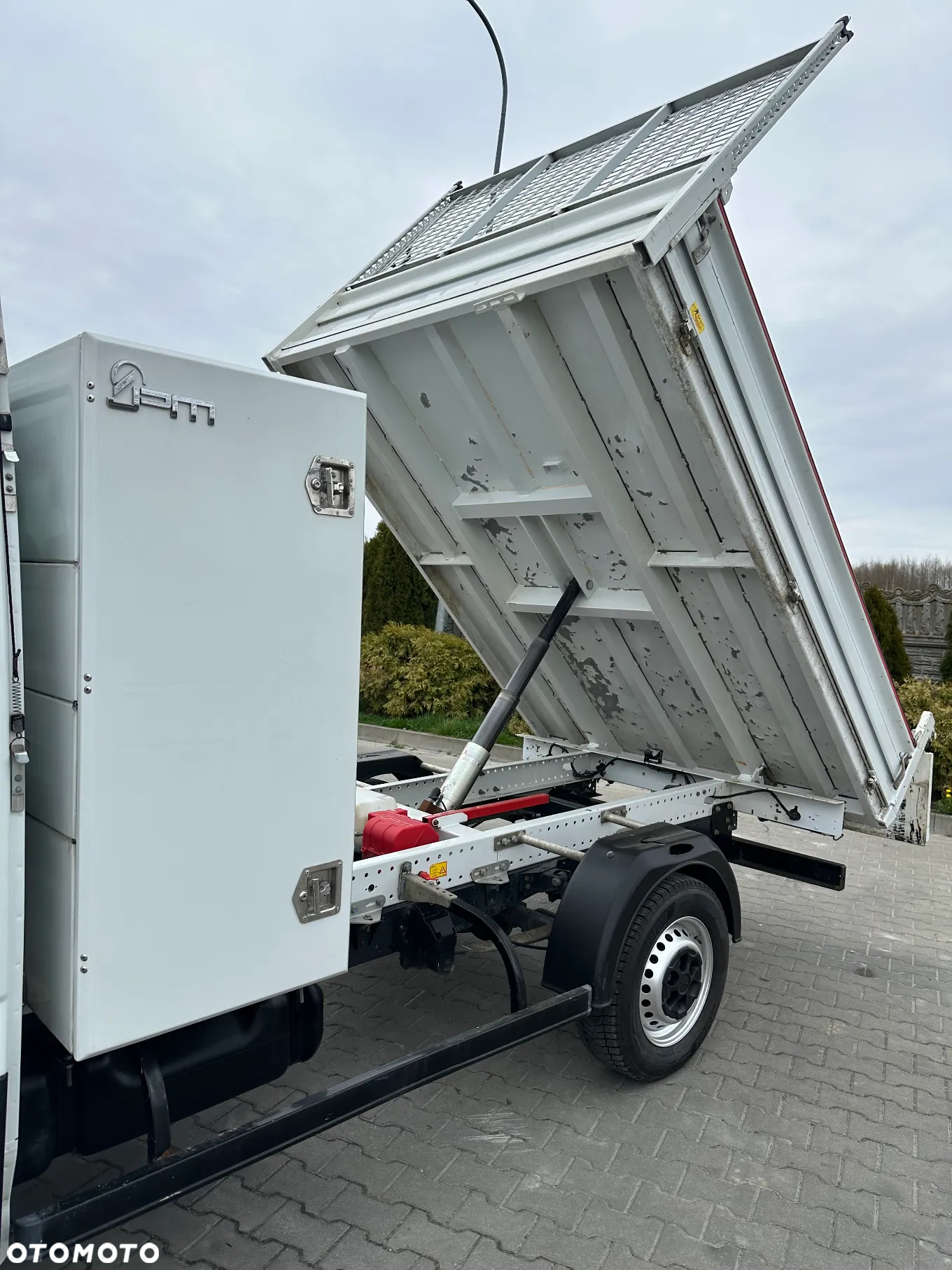 Iveco Daily 35s14 Wywrotka + Skrzynia Narzędziowa - 11