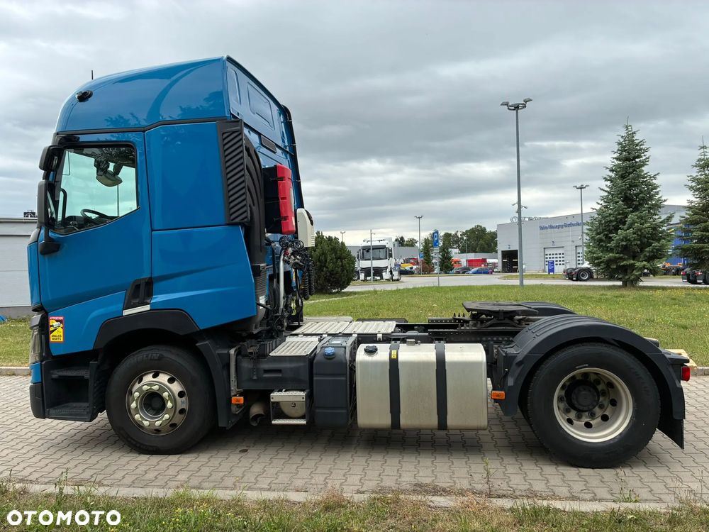 Renault T440 Sleeper Cab ADR - 8