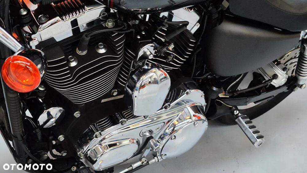 Harley-Davidson Sportster - 32
