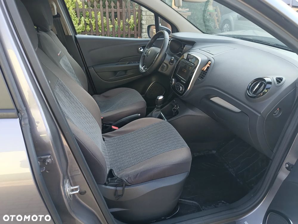 Renault Captur - 21