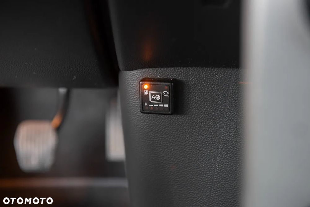 Volvo S40 T5 Sport - 25