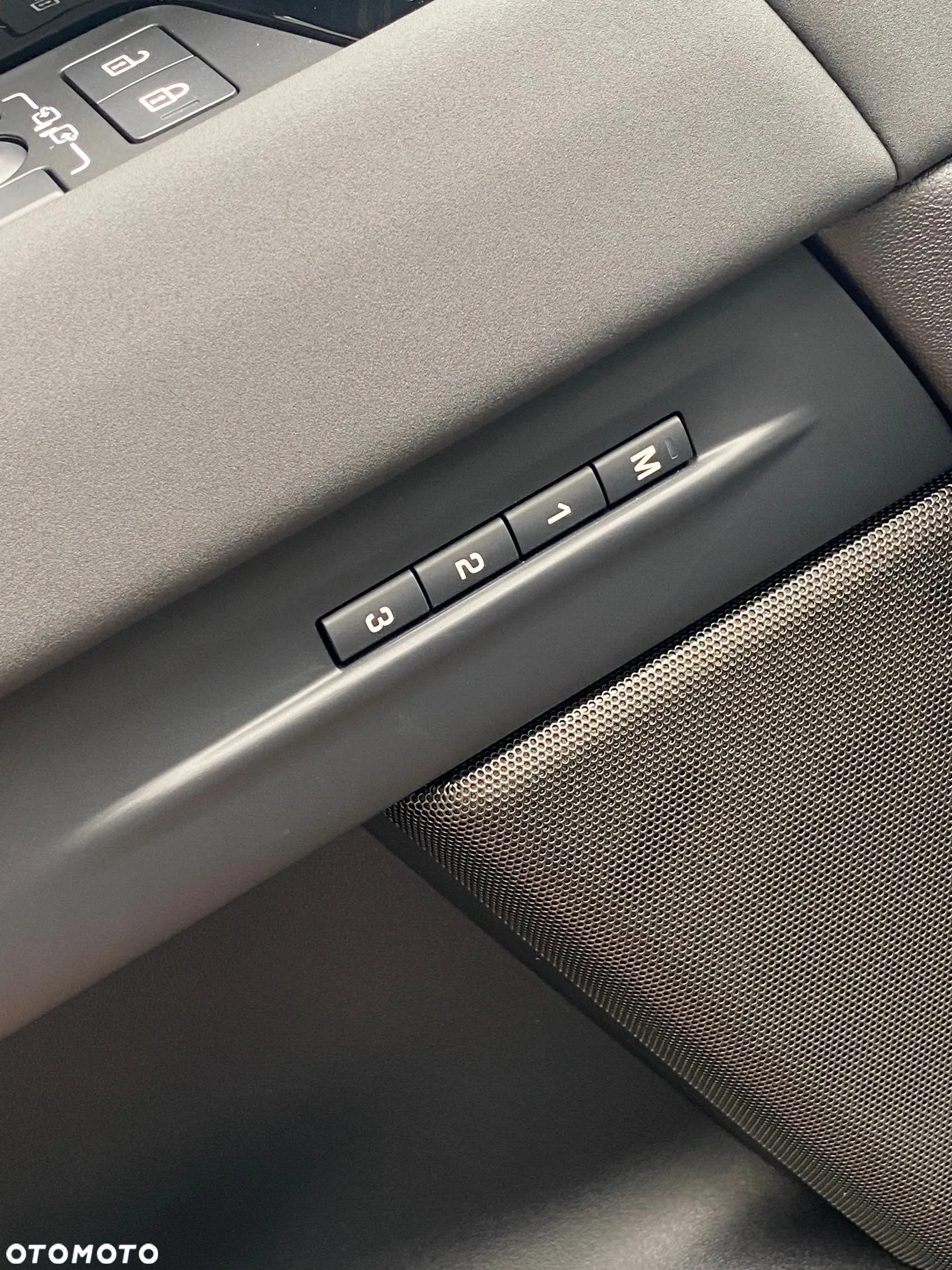 Land Rover Range Rover Evoque 2.0 D165 mHEV Dynamic SE - 13