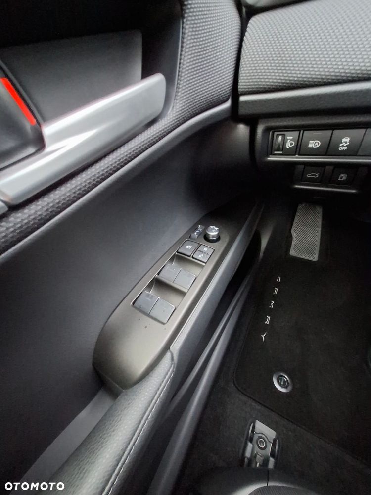 Toyota Camry 2.5 Hybrid Comfort CVT - 12