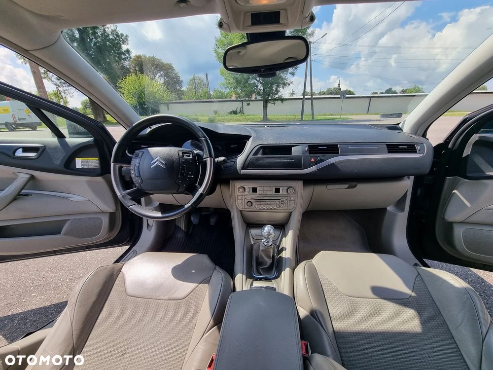 Citroën C5 2.2 HDi Exclusive - 18