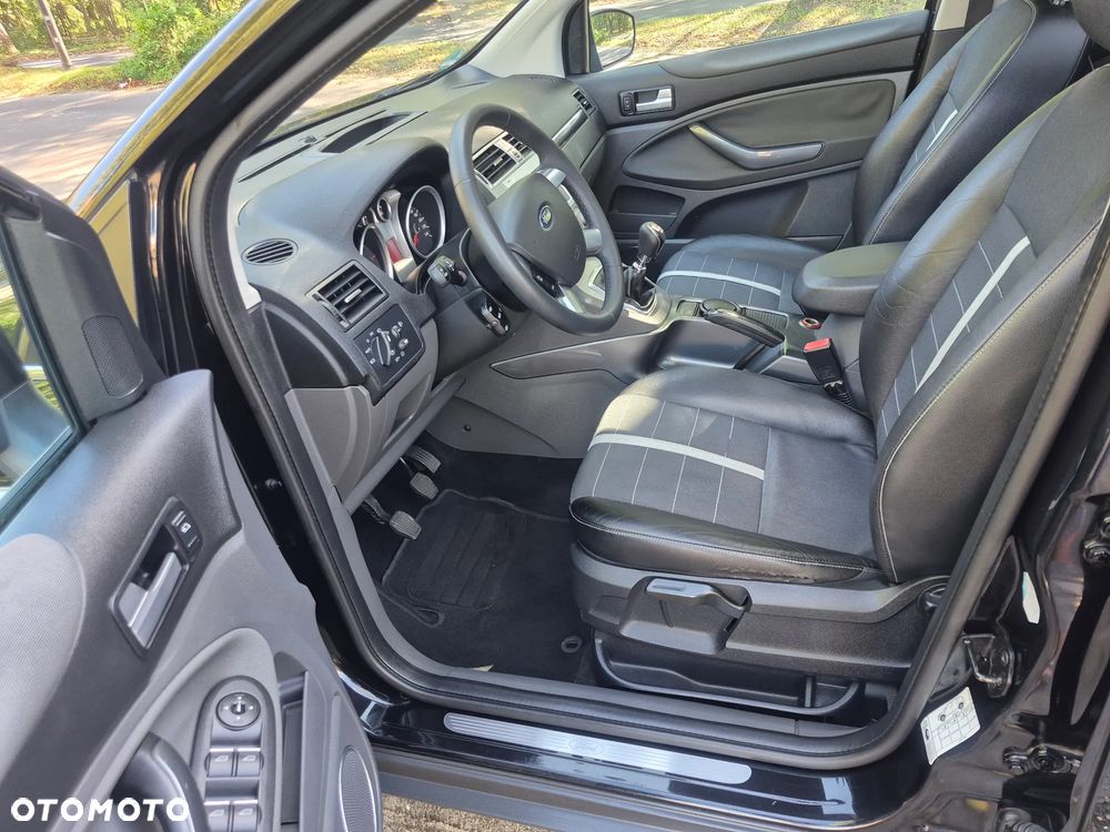 Ford Kuga 2.0 TDCi Titanium FWD - 19