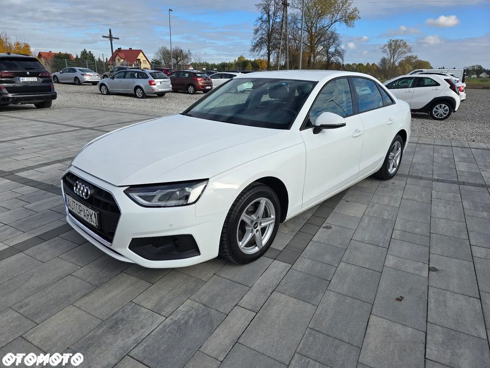 Audi A4 Limousine - 9