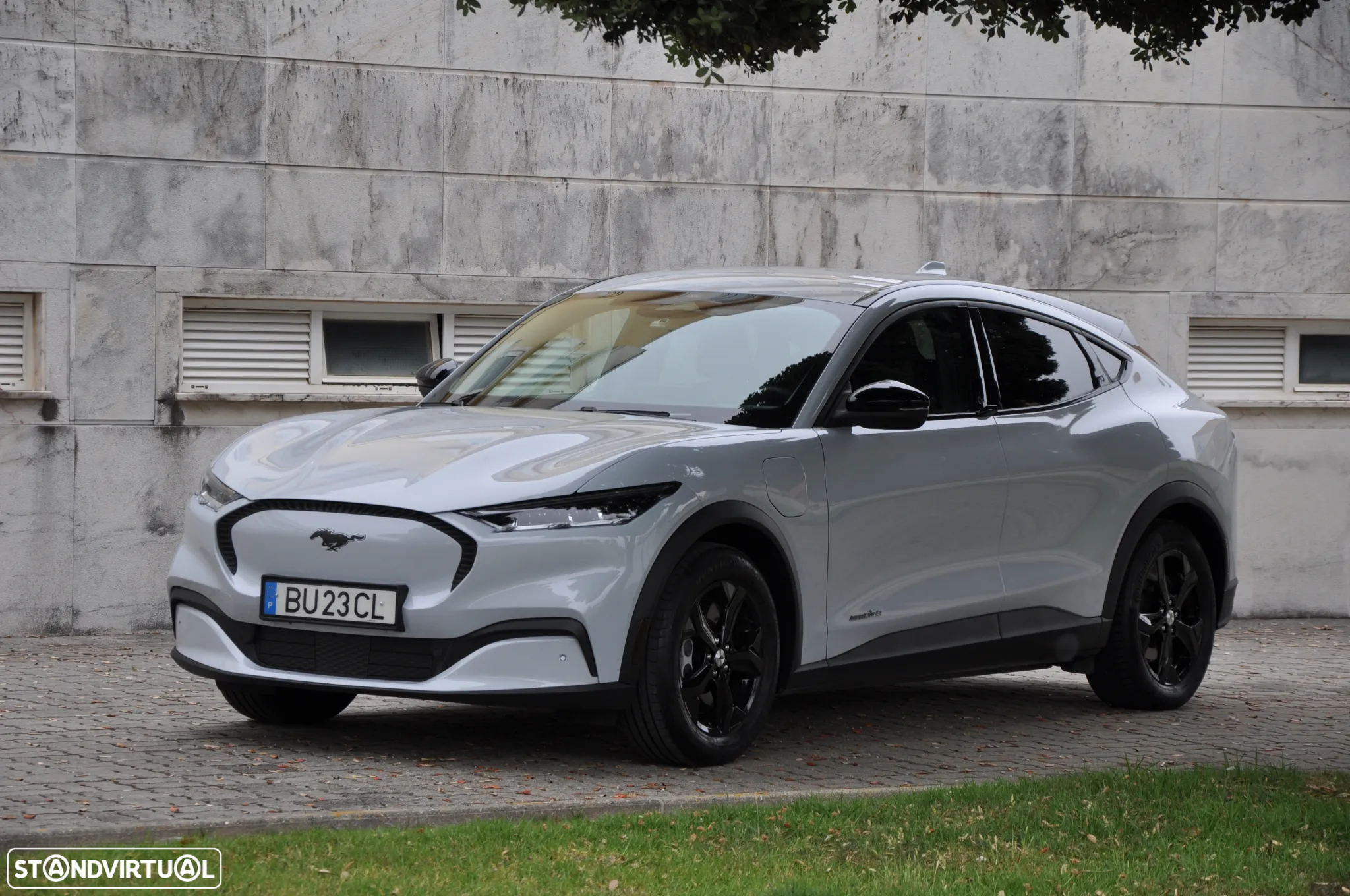 Ford Mustang Mach-E 75.7 kWh Premium AWD - 10