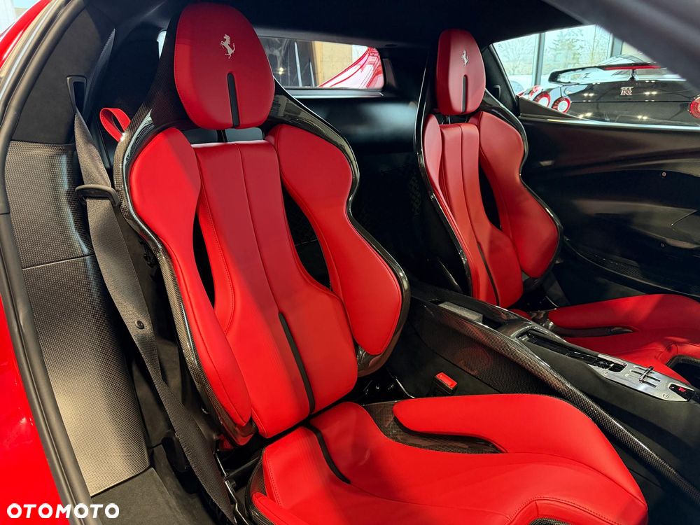 Ferrari 296 GTB - 15