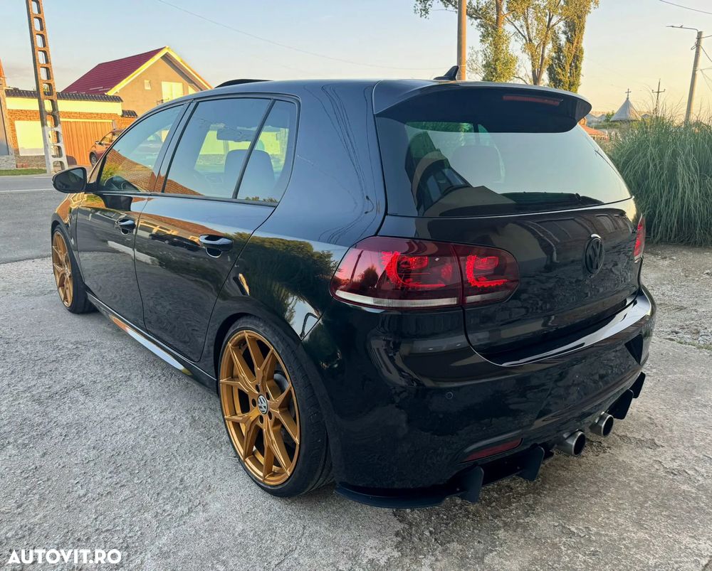 Volkswagen Golf R 2.0 TSI Motion DSG - 4
