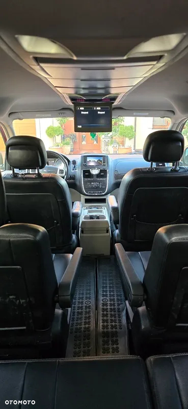 Chrysler Town & Country 3.6 Touring - 19