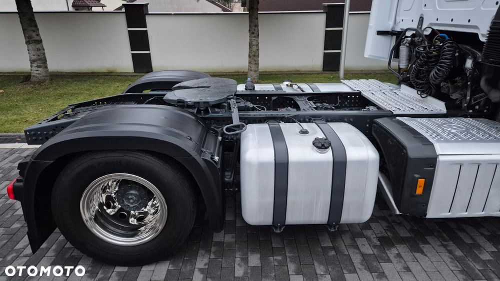Mercedes-Benz MERCEDES-BENZ///ACTROS///1845/// MP5///2022///GIGA SPACE///SALONKA/// STANDARD///PODUSZKI///LEDY///VIRTUAL COCPIT///KLIMATYZACJA POSTOJOWA/// WAGA///NAWIGACJA///STAN BARDZO DOBRY - 14