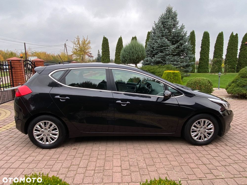 Kia Ceed - 6