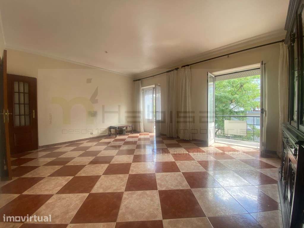 Apartamento T3 com varanda - Grande imagem: 5/20