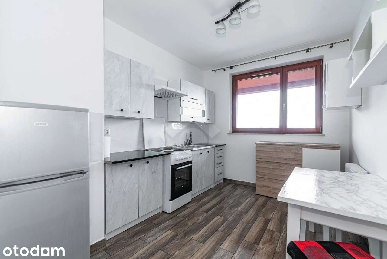 2 pokoje + osobna kuchnia, obszerny balkon, MPEC, budynek 2018r.