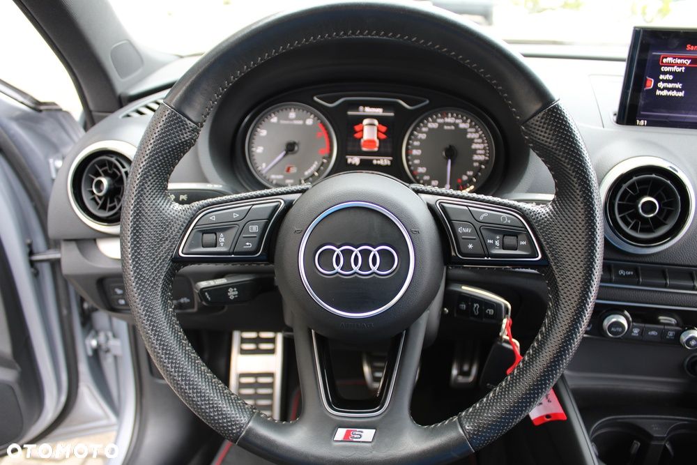 Audi S3 S tronic - 28