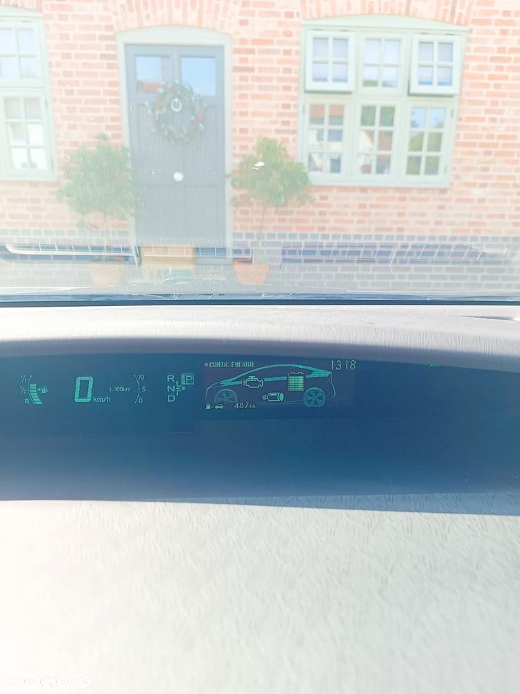 Toyota Prius - 15