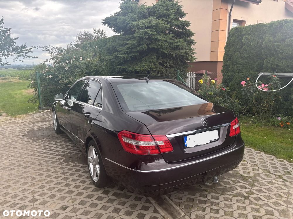Mercedes-Benz Klasa E - 14