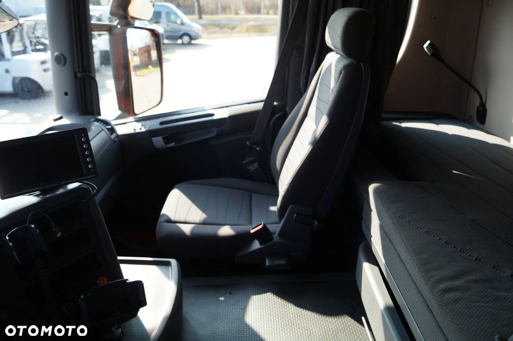 Scania G440 Euro 5 6x2 HDS Atlas 145.2 - 39